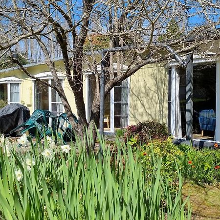 Ferienwohnung On The Banks Bright Exterior foto